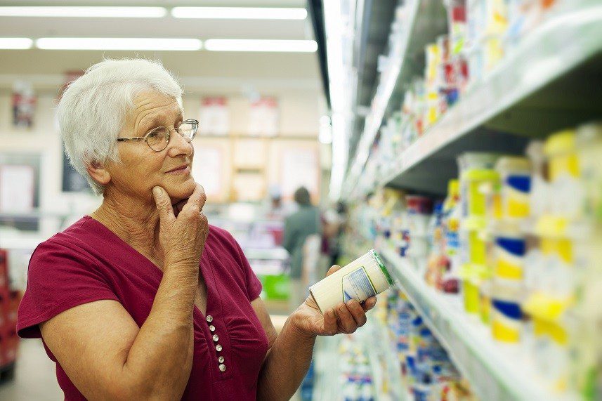 Senior-woman-at-groceries-store